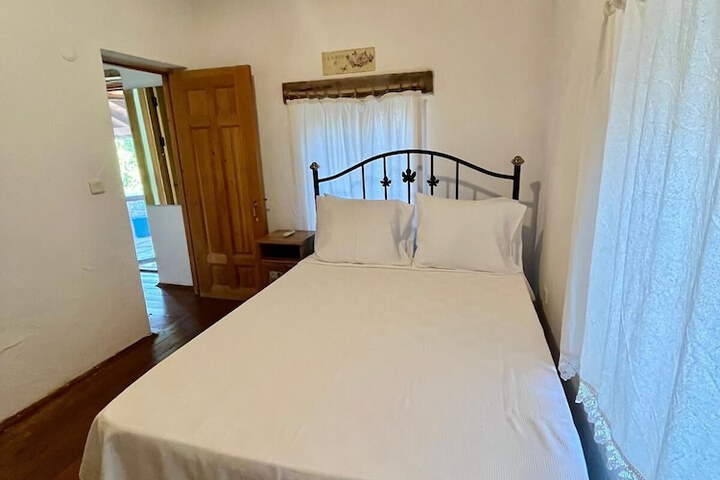 Room 3 of 17