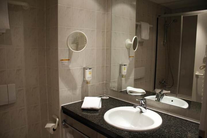Bath Interior