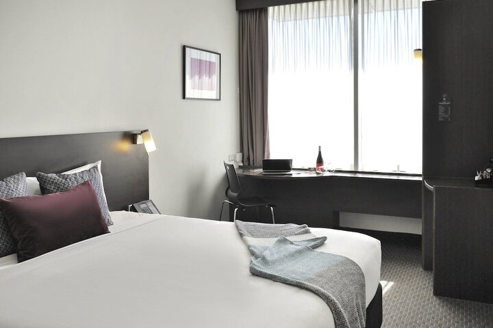 Room 5 of 46
