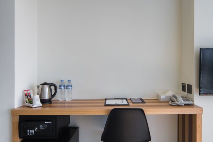 Room 25 of 42