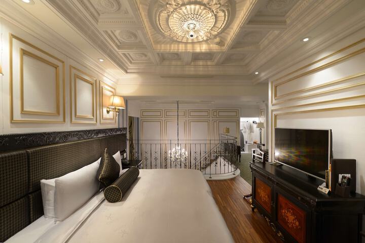 Room 43 of 95