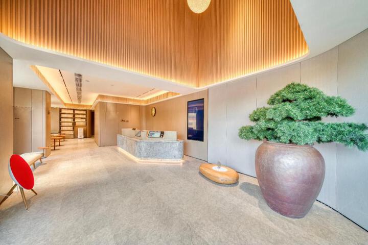 Ji Hotel Shanghai Songjiang Sijing Metro Station