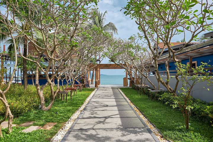 Hotel Exterior 125 of 149
