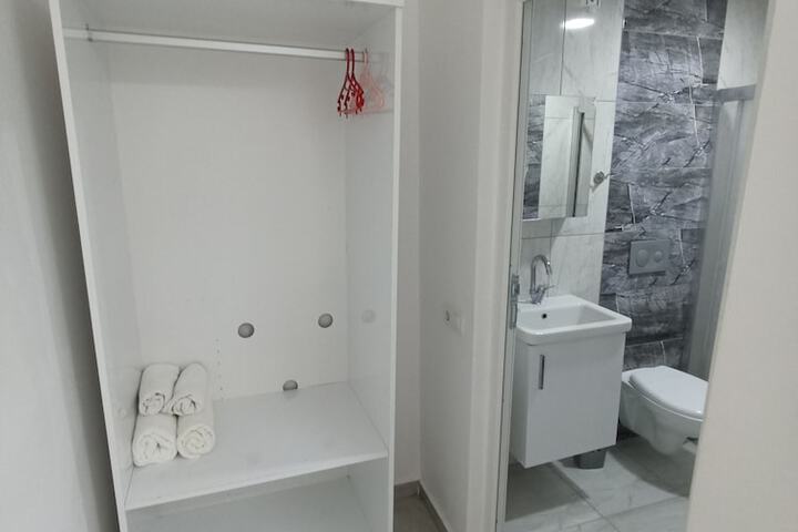 Room 13 of 57