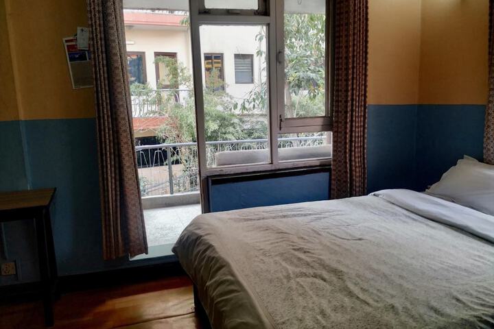 Room 14 of 49