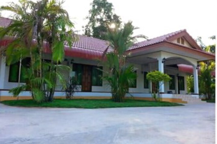 Baan Suan Varaphan