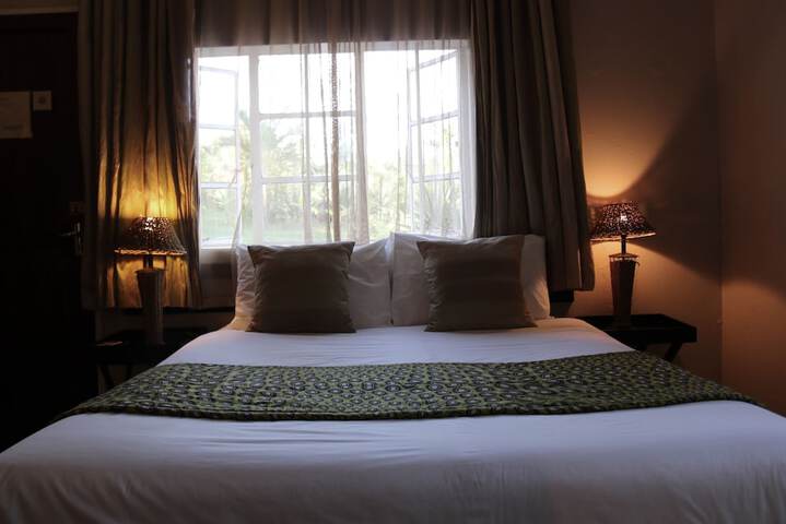 Room 4 of 78