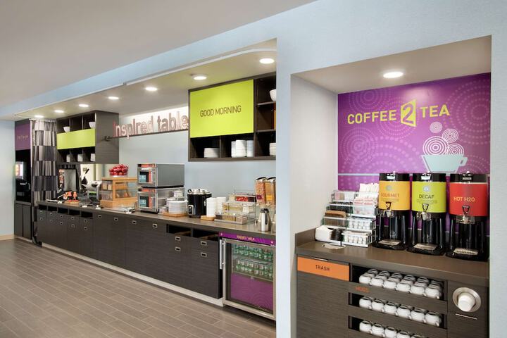 Breakfast area