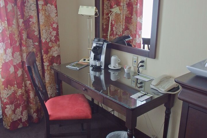 2 Queen Beds (6 of 6)