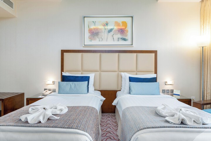 Room 27 of 110