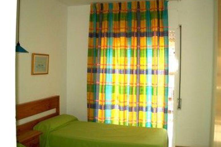 Room 7 of 10