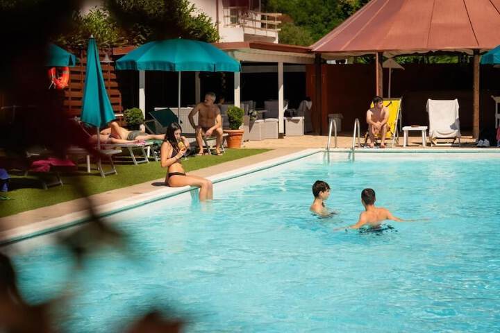 Pool 17 of 38