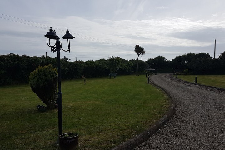 WINDY ACRE B & B