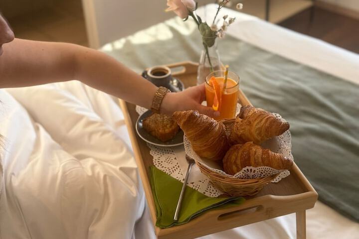 Breakfast/Coffee Service 22 of 28