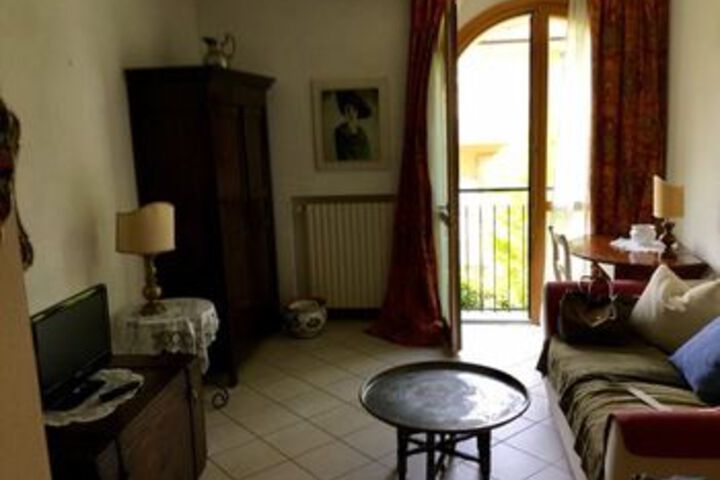 Room 20 of 26