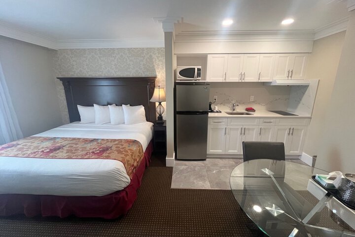 Room 17 of 50