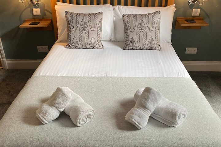 Room 25 of 60