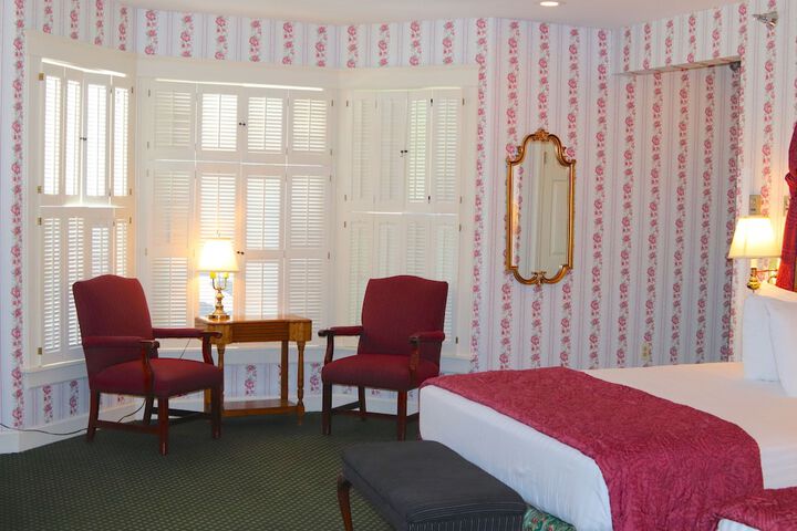 Room 32 of 112
