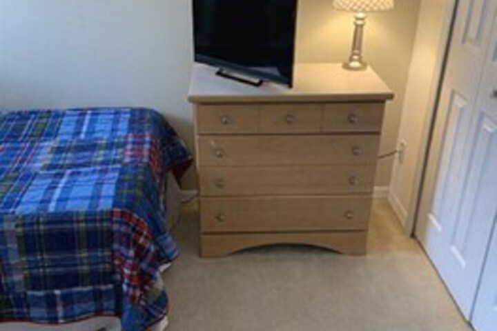 Room 17 of 27
