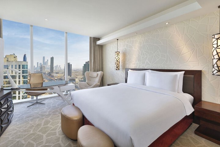 Room 42 of 120