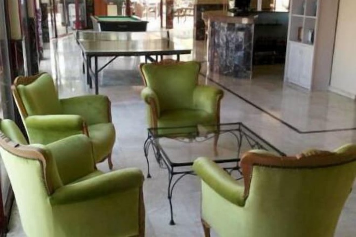 Guest Lobby
