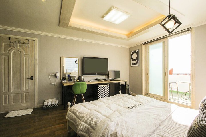 Room 14 of 41