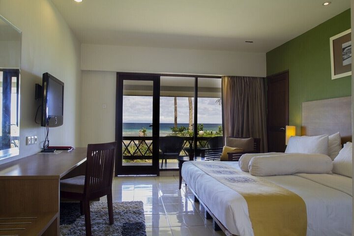 Room 3 of 20