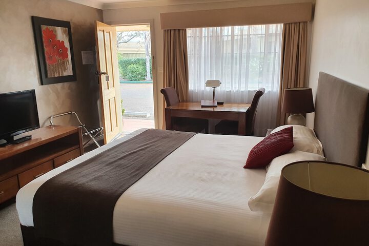 Room 25 of 62