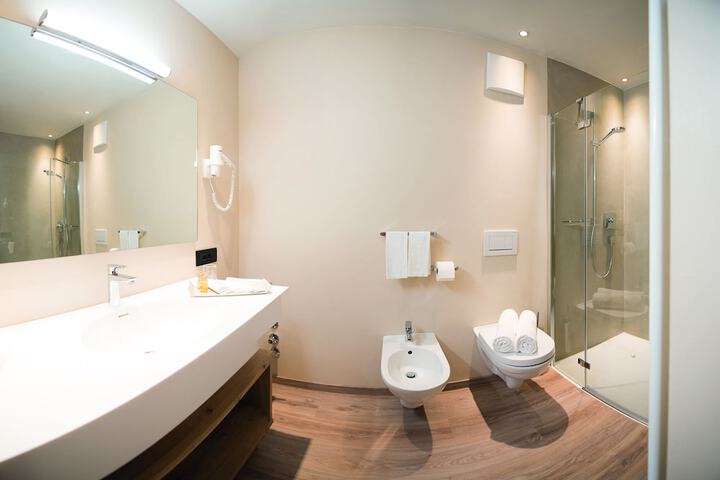 Bath Interior