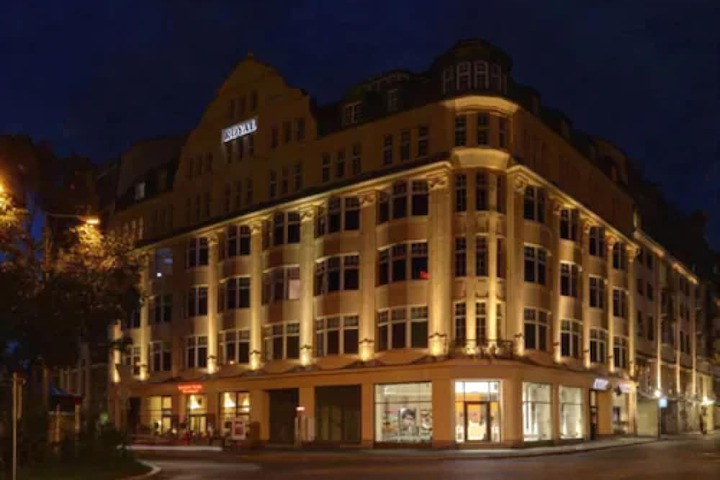 Hotel 54 of 55