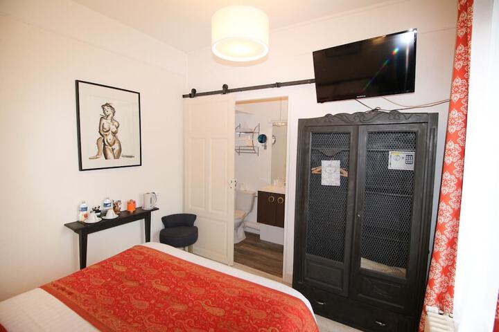 Room 123 of 164
