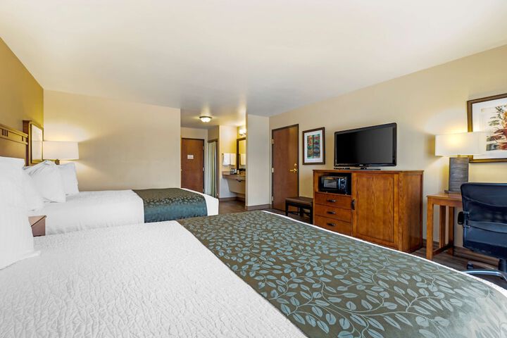 Room 6 of 27