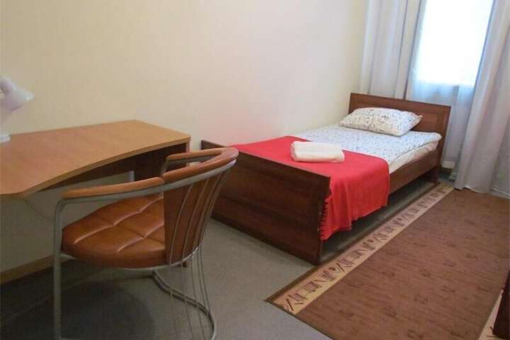 Room 7 of 44