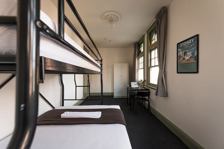 Room 20 of 44