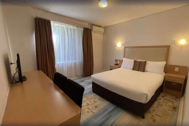 Room 22 of 52