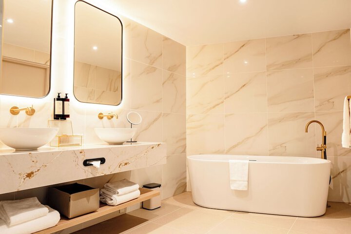 Bath Photo