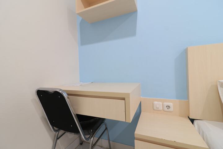 Room 2 of 27