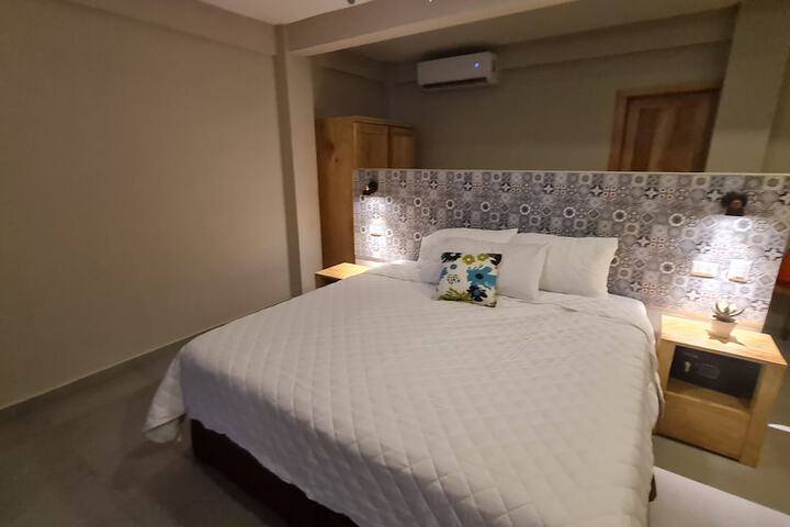 Room 10 of 131