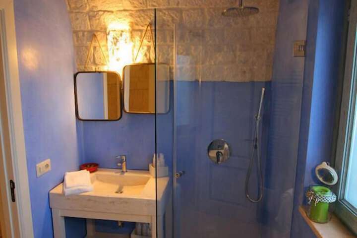 Room 29 of 50