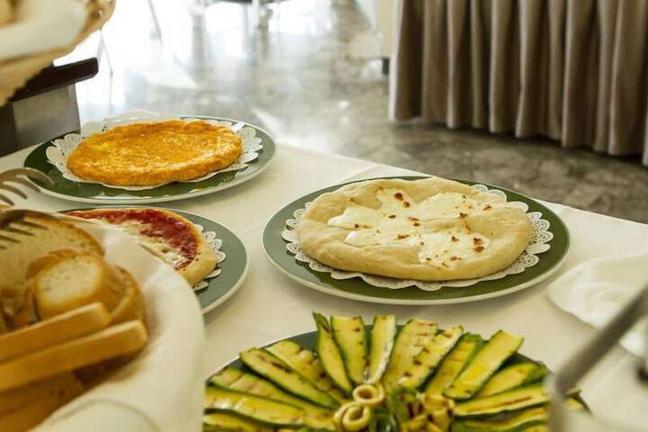 Breakfast meal