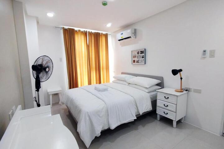 602 One Pontefino Tower