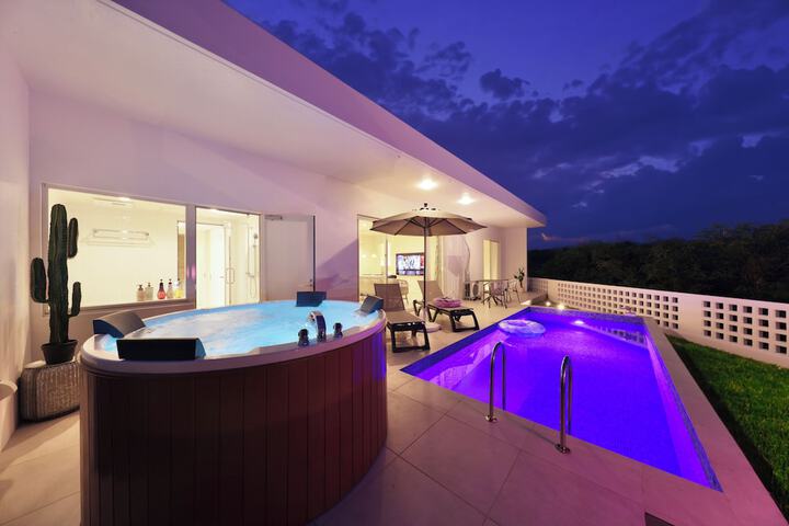 Pool 42 of 64