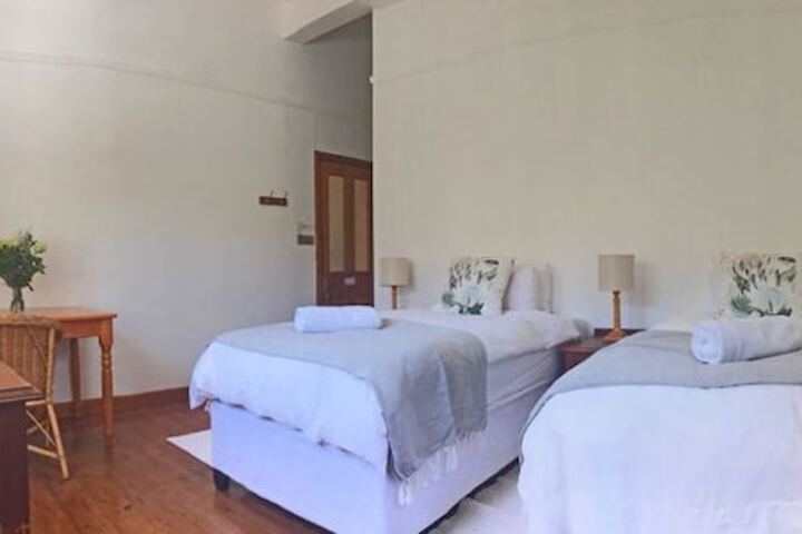 Room 17 of 27
