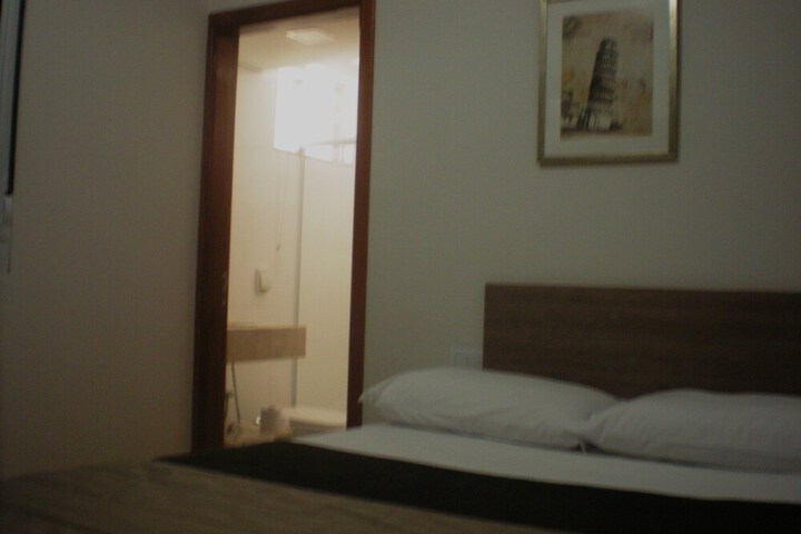 Room 10 of 56