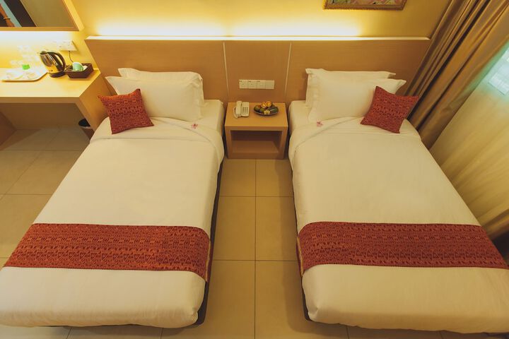 Room 5 of 43