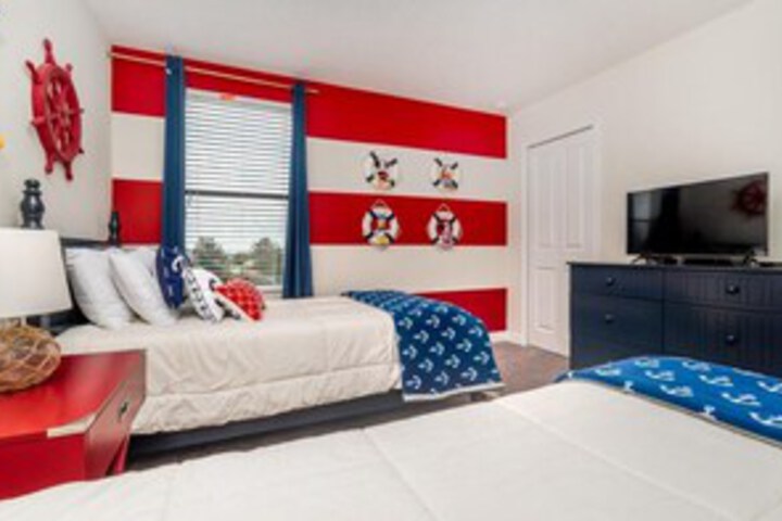 Room 52 of 82