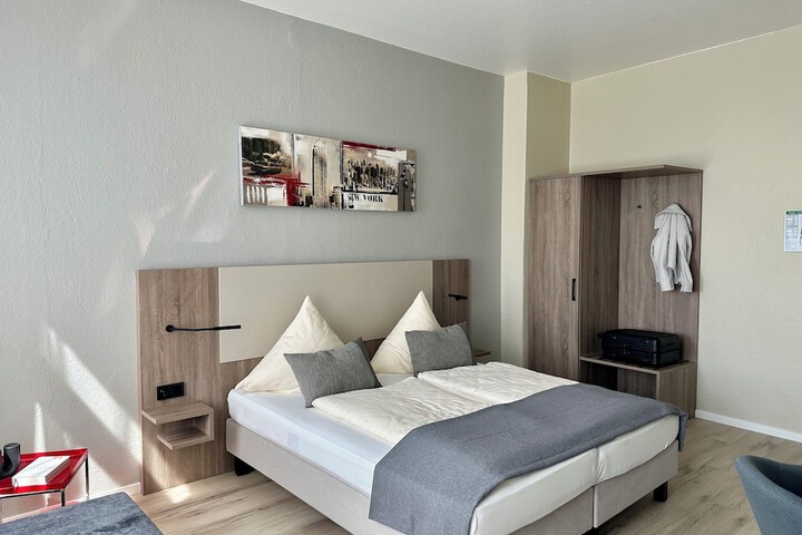Room 18 of 44