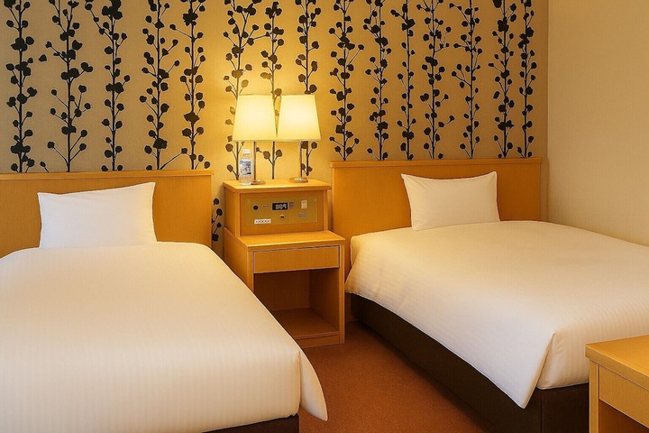 Room 8 of 41