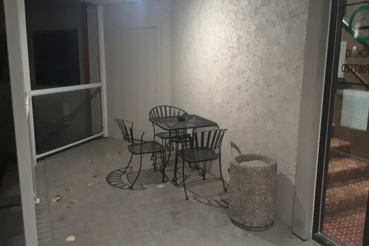 Hotel Exterior 36 of 37