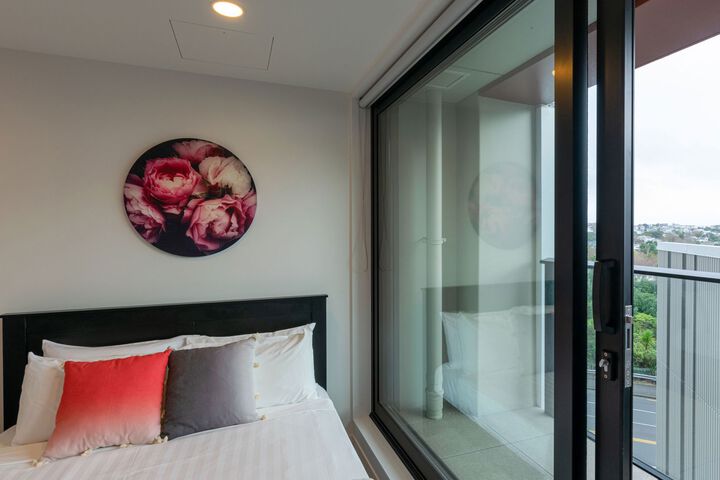 Room 14 of 17